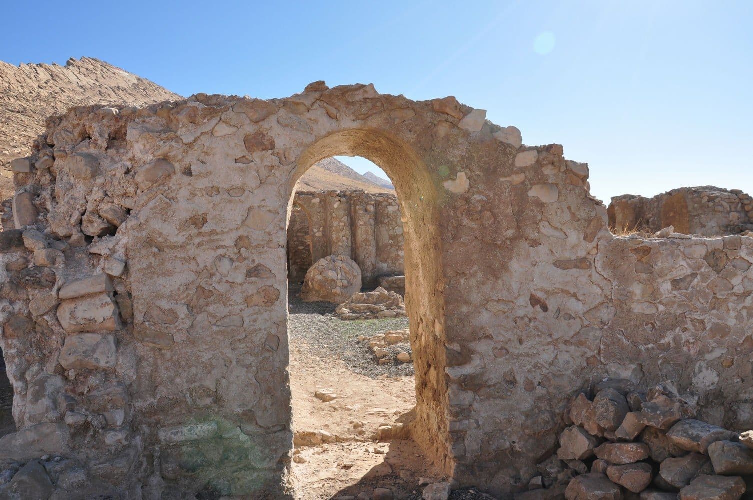 Stone archway standing in the Bazyan ruins